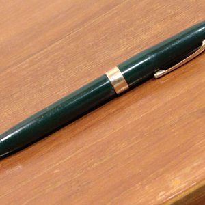 Vtg Sheaffer Valiant Touchdown White Dot Evergreen Green Fountain Pen 14K Nib